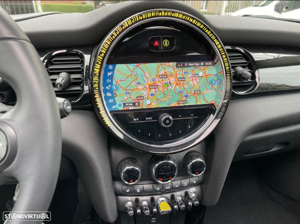 MINI 3 Portas Cooper SE Essential - 10