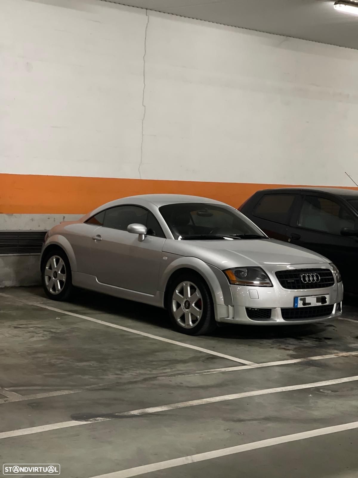 Audi TT Coupé 1.8 T quattro - 1