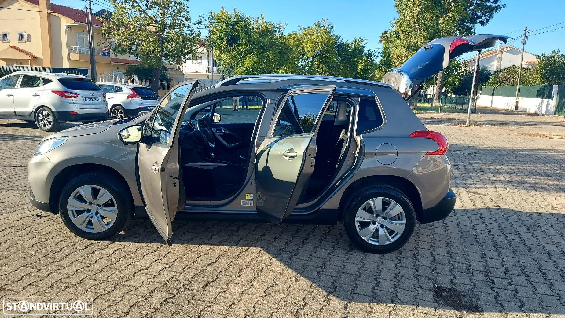 Peugeot 2008 PureTech 82 Style - 2
