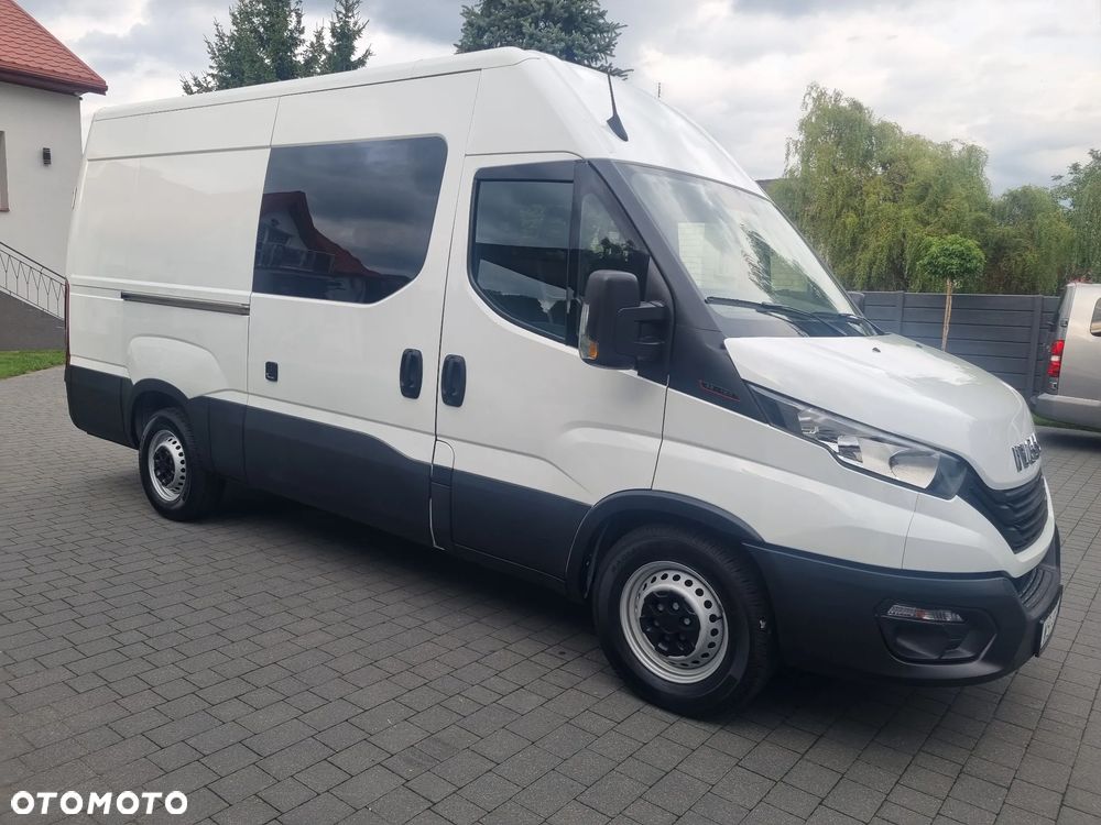 Iveco Daily 35s14 Brygadówka 6-cio osobowa - 17