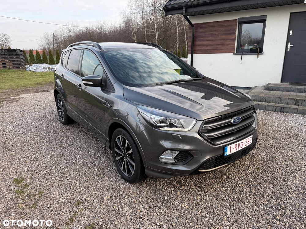 Ford Kuga - 4