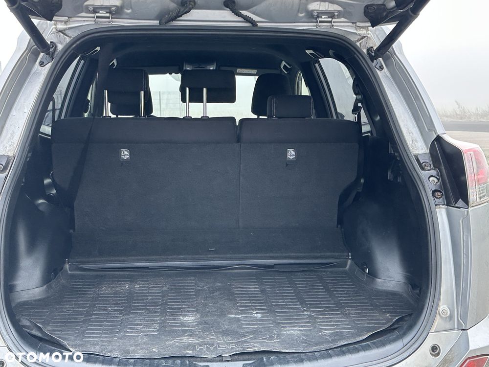 Toyota RAV4 - 7