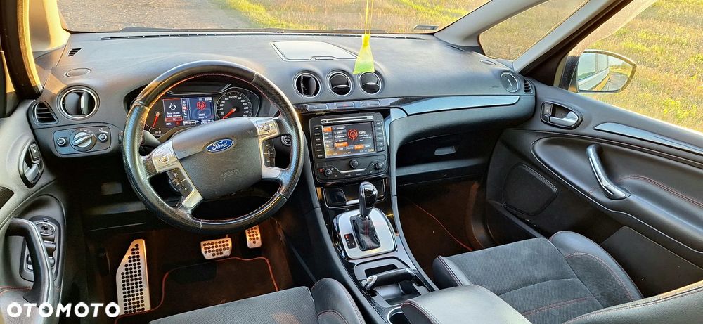 Ford S-Max 2.0 TDCi DPF Titanium - 4