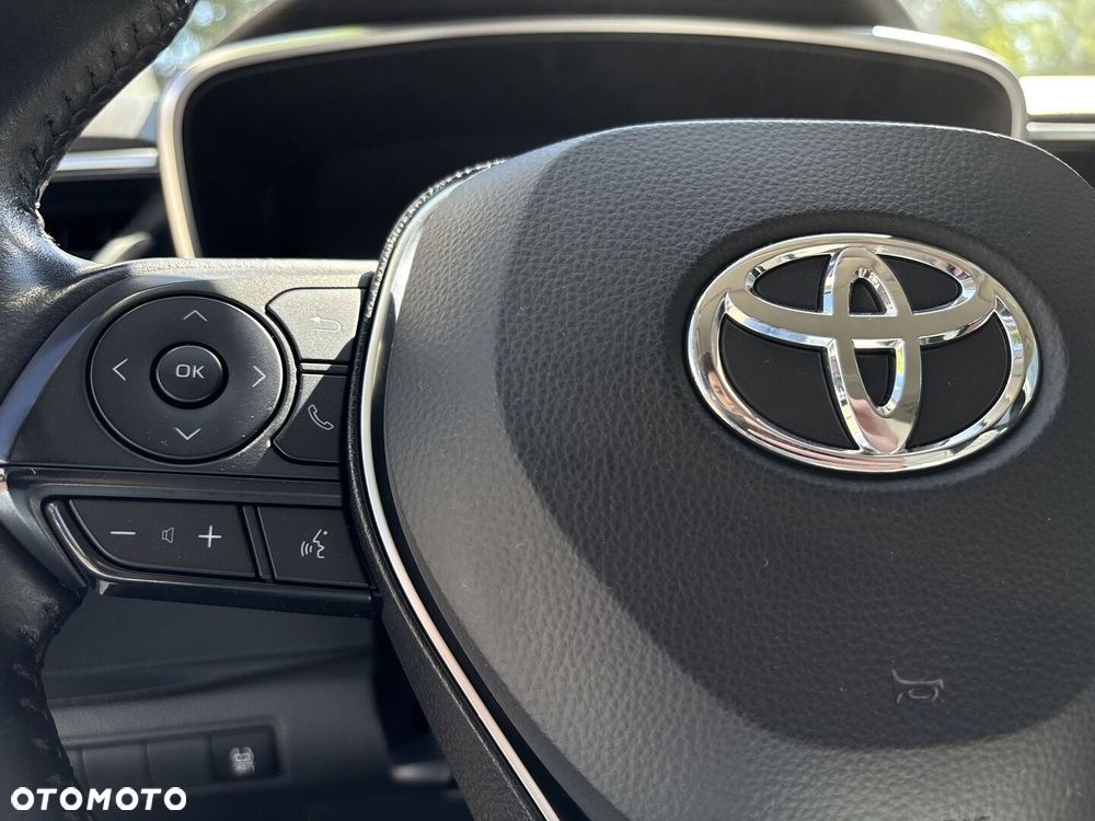 Toyota Corolla - 23