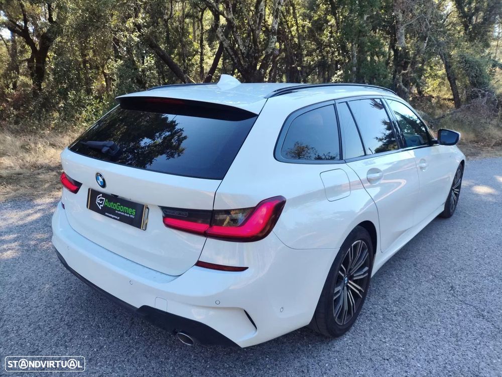 BMW 318 d Pack Desportivo M Auto - 17
