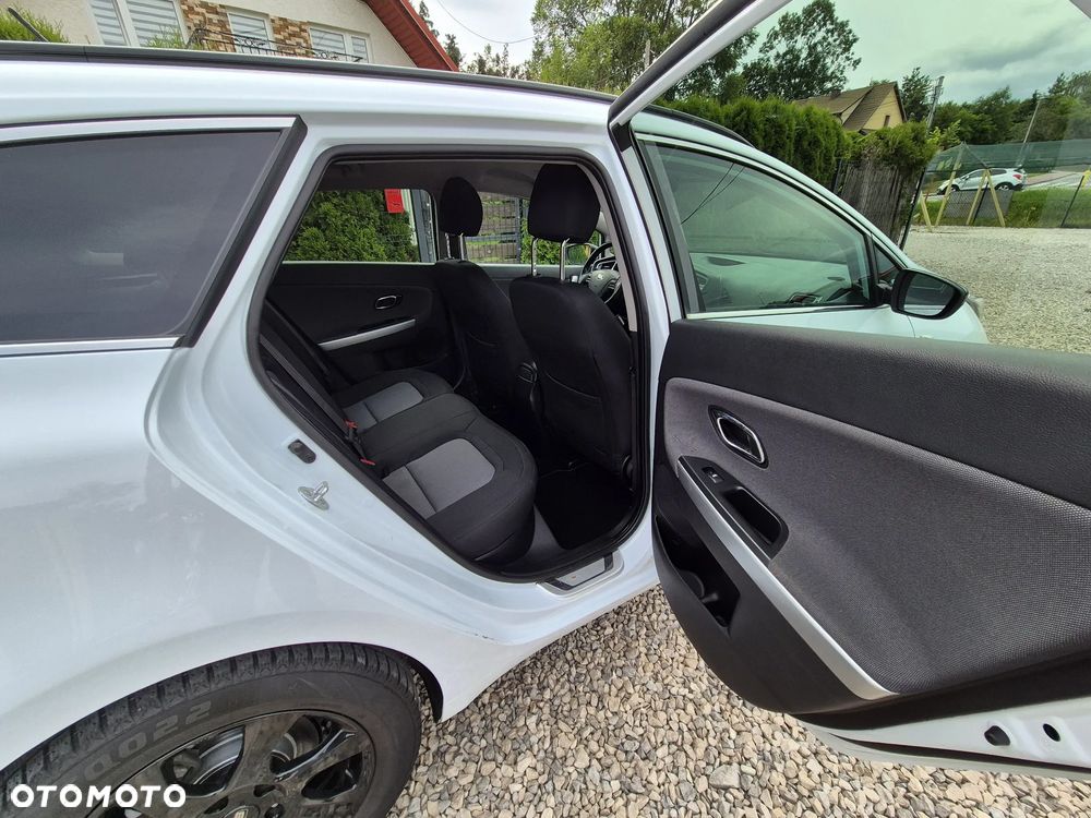 Kia Ceed 1.6 GDI Fifa World Cup Edition - 27