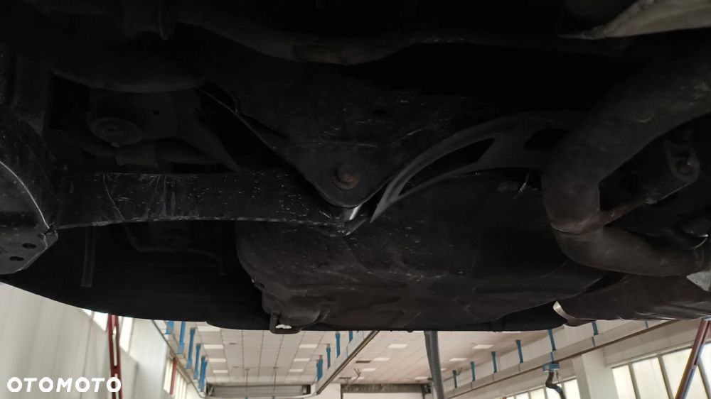 Alfa Romeo 159 1.9 JTDM 8V DPF - 14