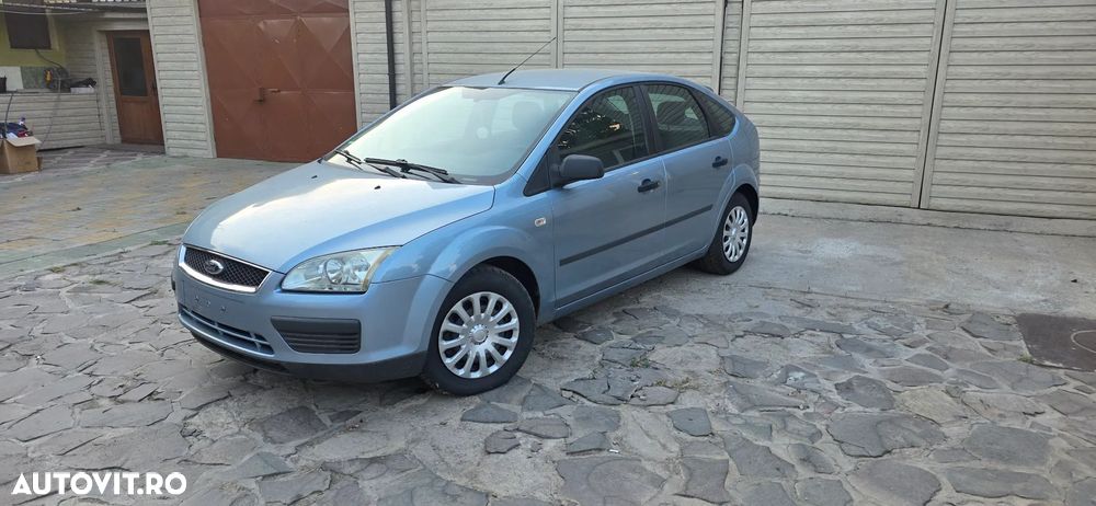 Ford Focus 1.6i 16V - 1