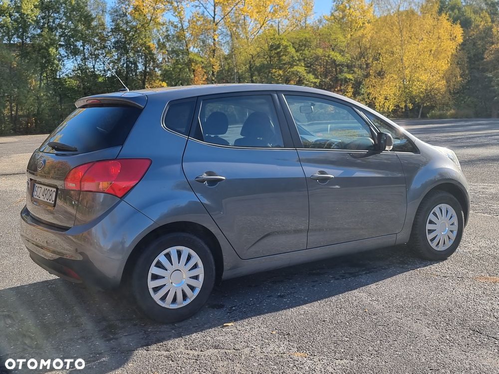 Kia Venga - 4