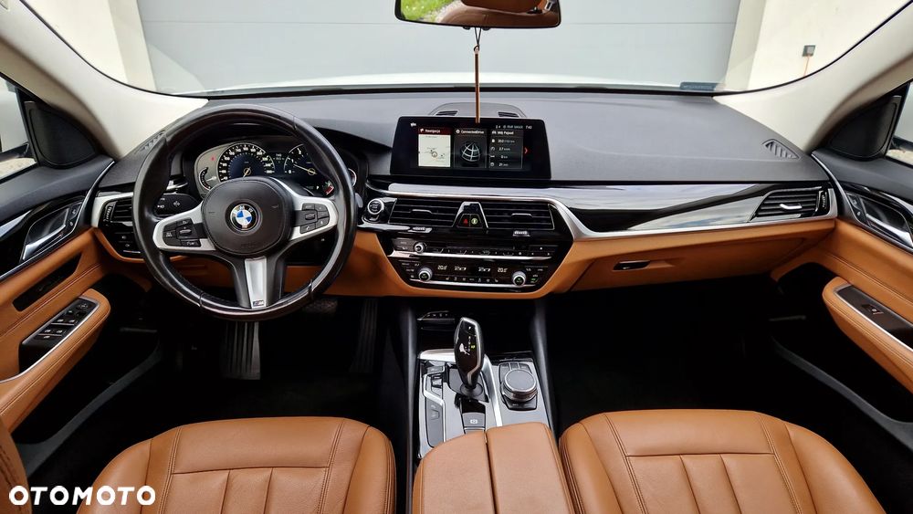 BMW 6GT 630i Luxury Line sport - 6