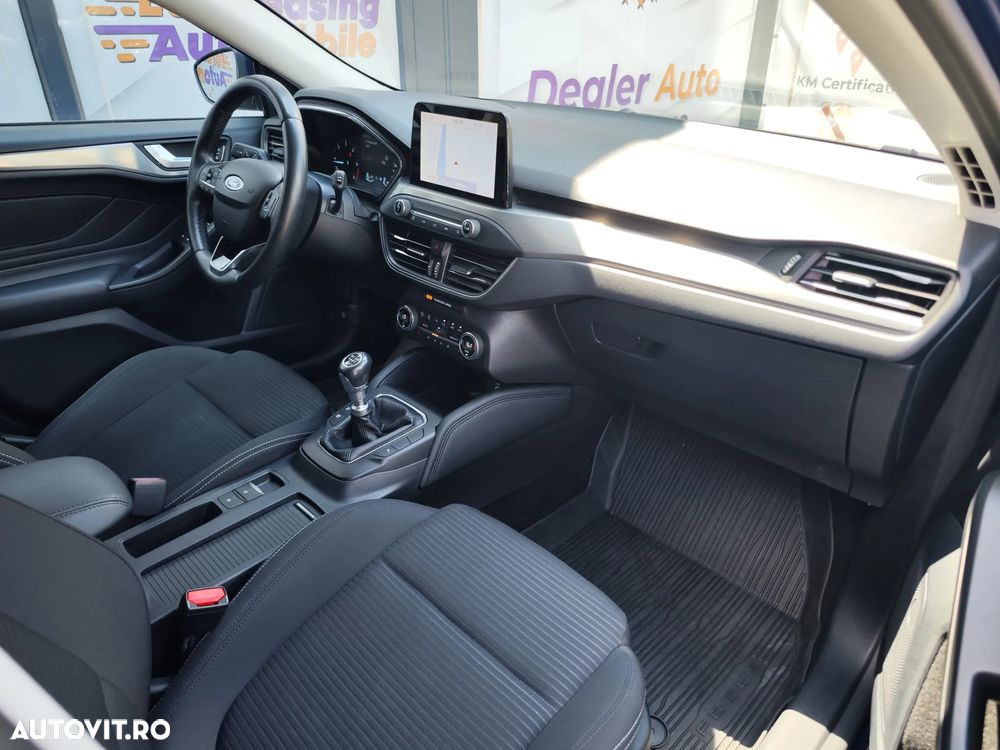 Ford Focus 2.0 EcoBlue Titanium - 12