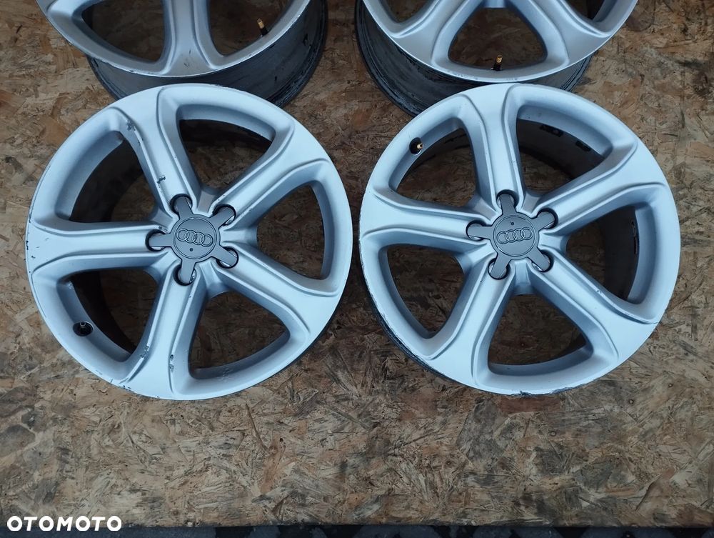 KOMPLET FELG ALUMINIOWYCH 17" 8K0601025C 7.5J ET45 AUDI A5 A4 B8 - 4