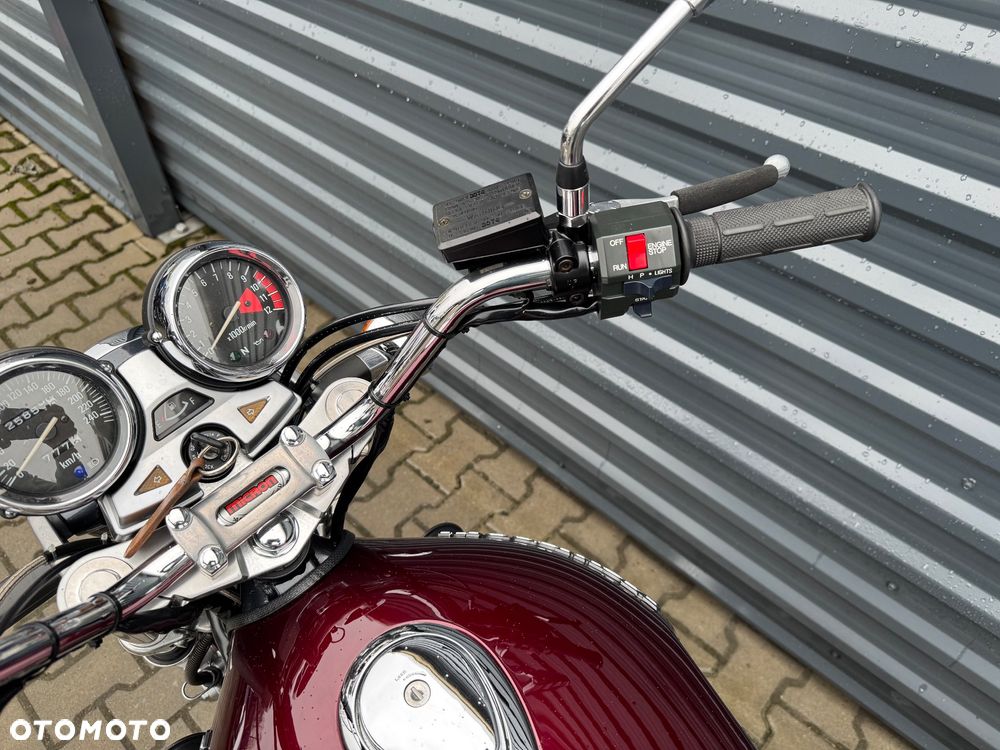 Kawasaki Zephyr - 12