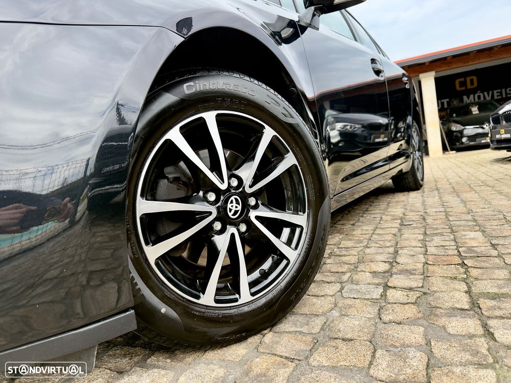 Toyota Avensis SW 2.0 D-4D Exclusive +Navi - 13