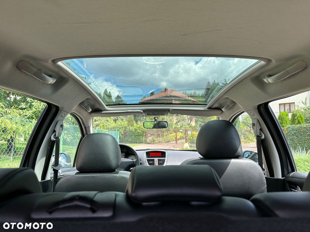 Peugeot 207 120 Automatik Premium - 12