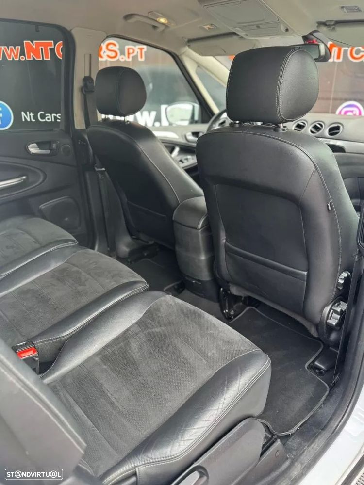 Ford S-Max 2.0 TDCi Titanium 7L - 12