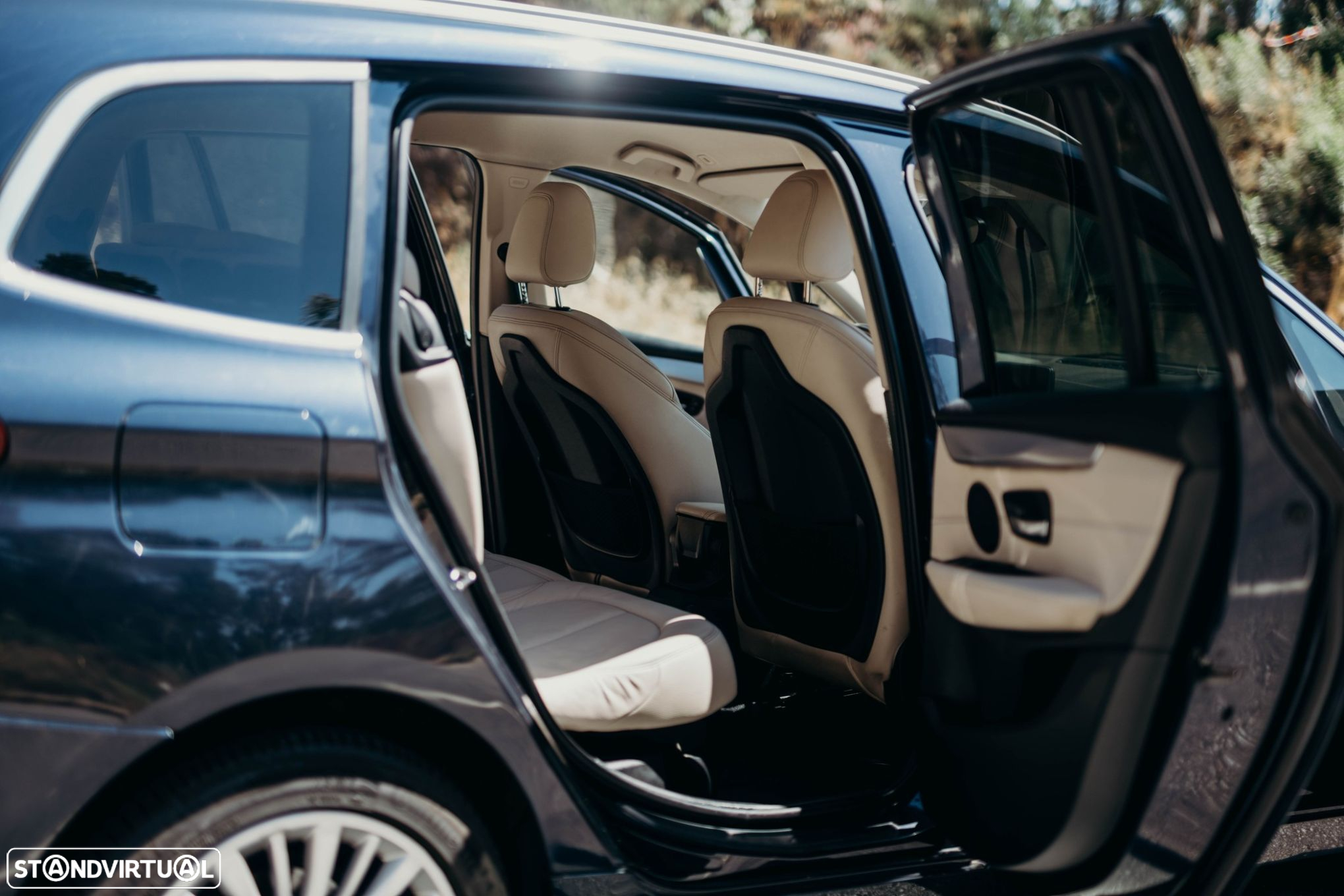 BMW 218 Gran Tourer d 7L Line Luxury Auto - 25