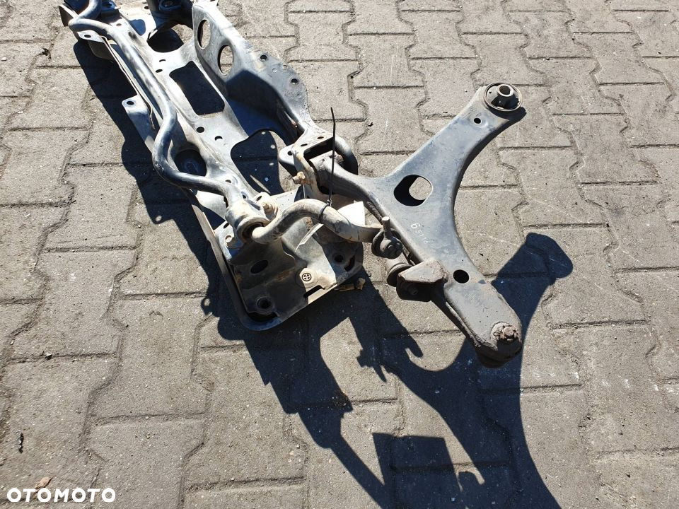 SANKI PRZEDNIE SUBARU IMPREZA 2015 2.0 - 4