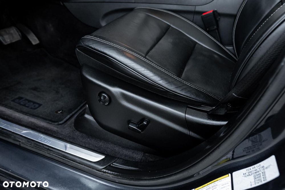 Jeep Grand Cherokee 3.0 CRD Overland Summit - 22