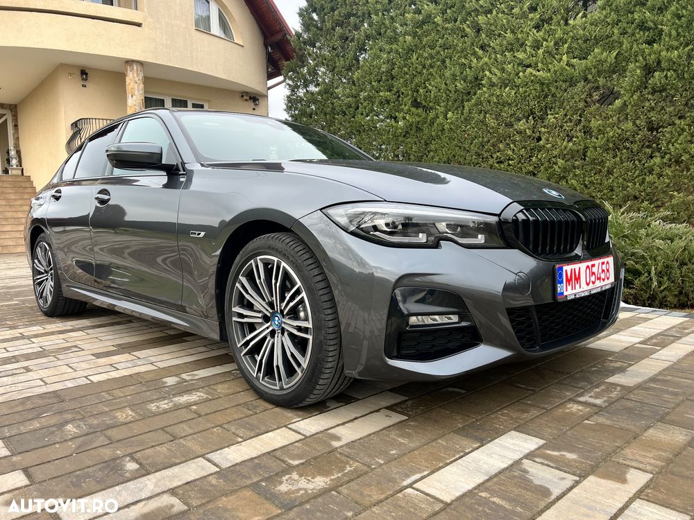 BMW Seria 3 330e xDrive Aut. M Sport - 1