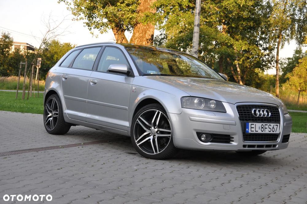Audi A3 2.0 TFSI S line Sportpaket - 1