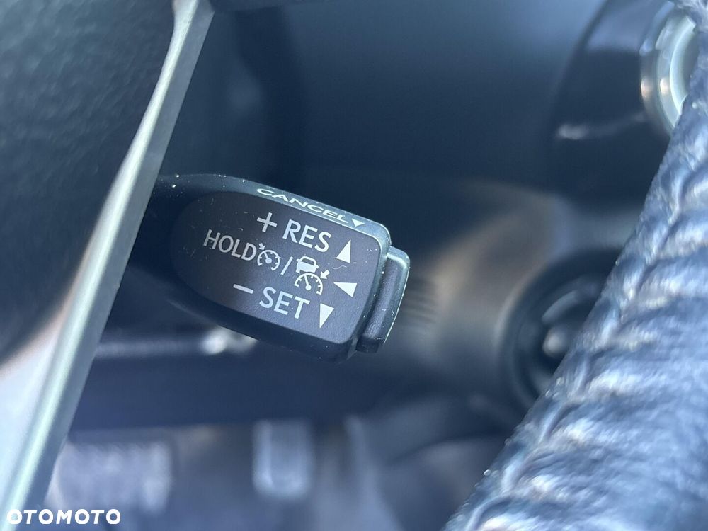 Toyota Hilux 2.4 D-4D Double Cab SR5 4x4 - 29