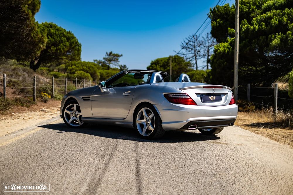 Mercedes-Benz SLK 250 (BlueEFFICIENCY) 7G-TRONIC - 10