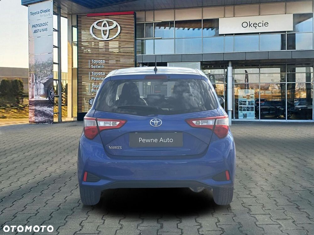 Toyota Yaris - 4