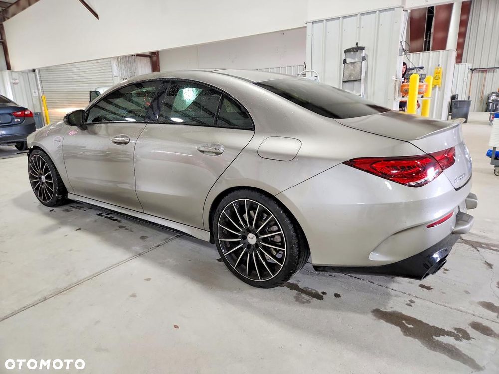 Mercedes-Benz CLA AMG 35 4-Matic 7G-DCT - 3