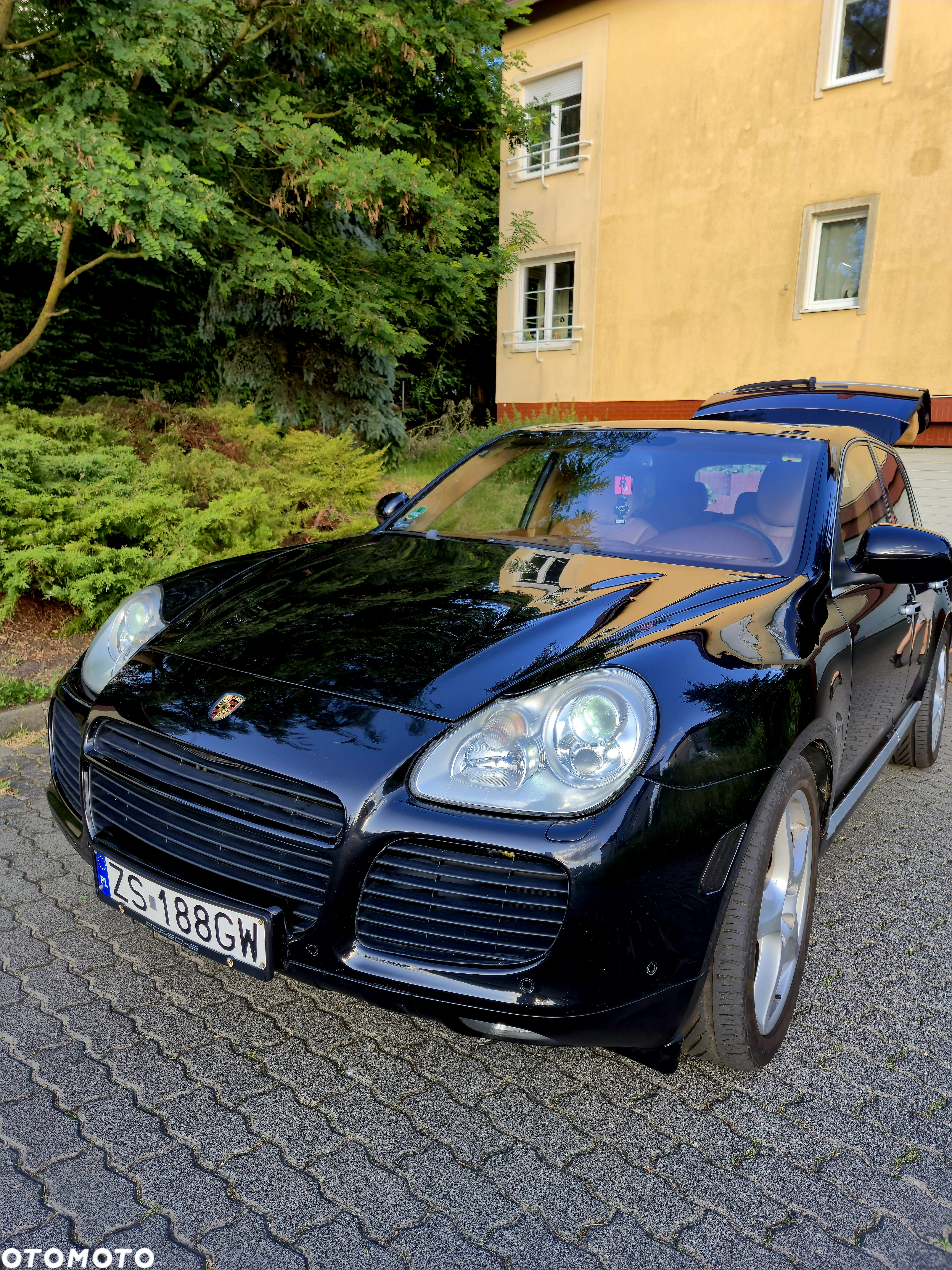 Porsche Cayenne Turbo - 4