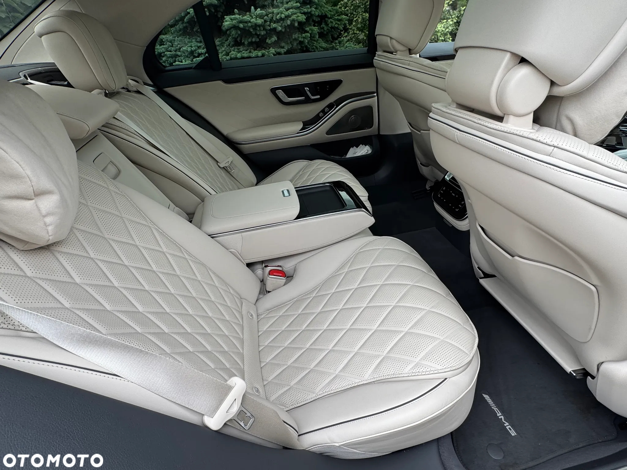 Mercedes-Benz Klasa S 400 d 4-Matic L 9G-TRONIC - 16