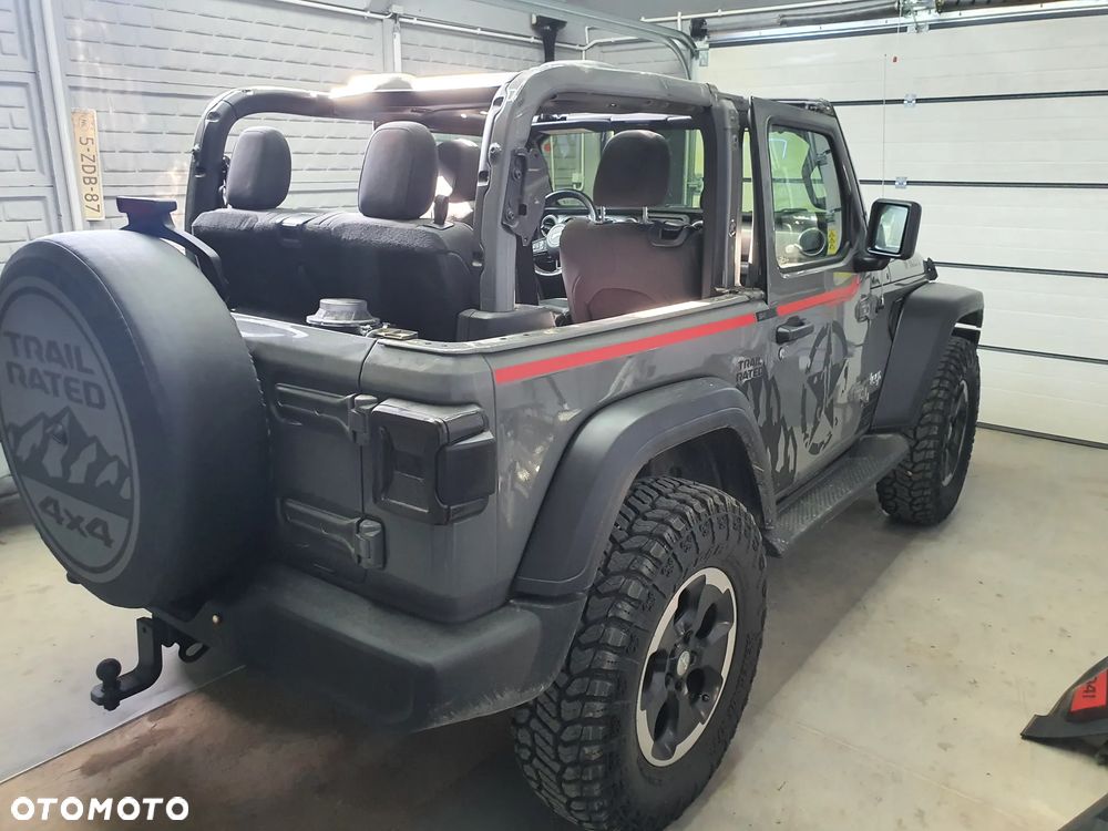 Jeep Wrangler - 37