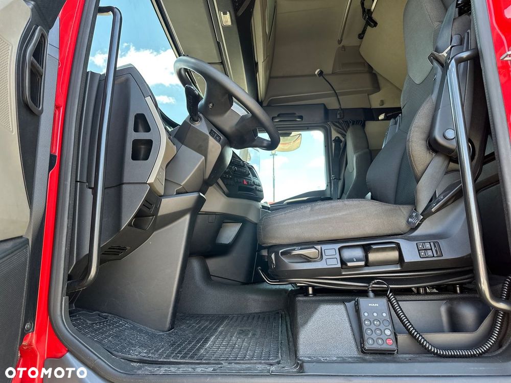 MAN TGX 18.470 4x2 LL SA - 11