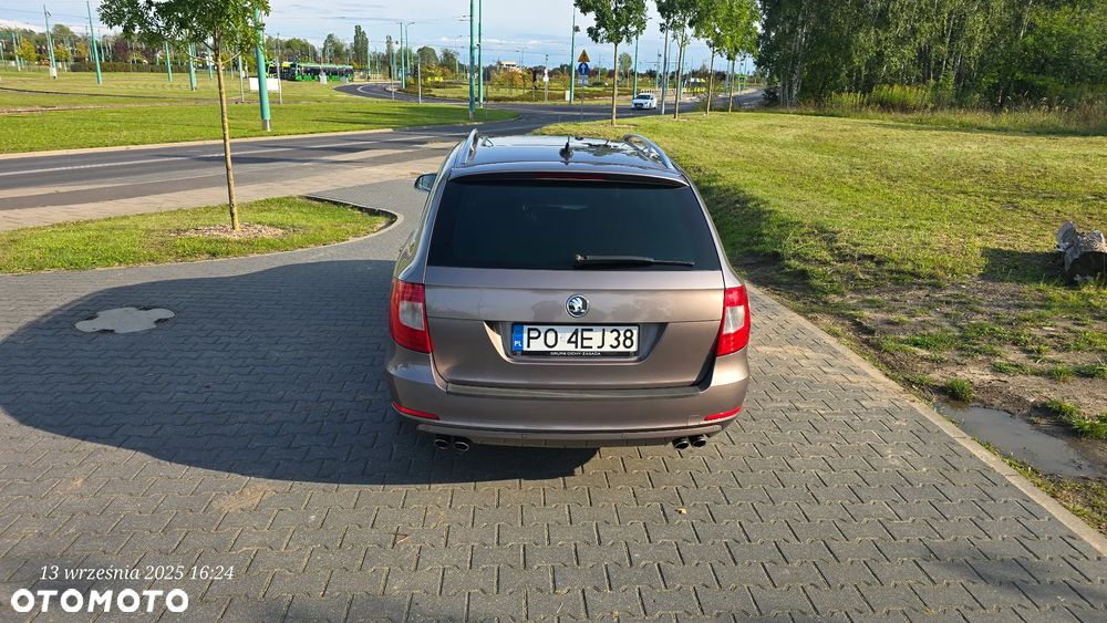Skoda Superb 2.0 TSI Elegance DSG - 5