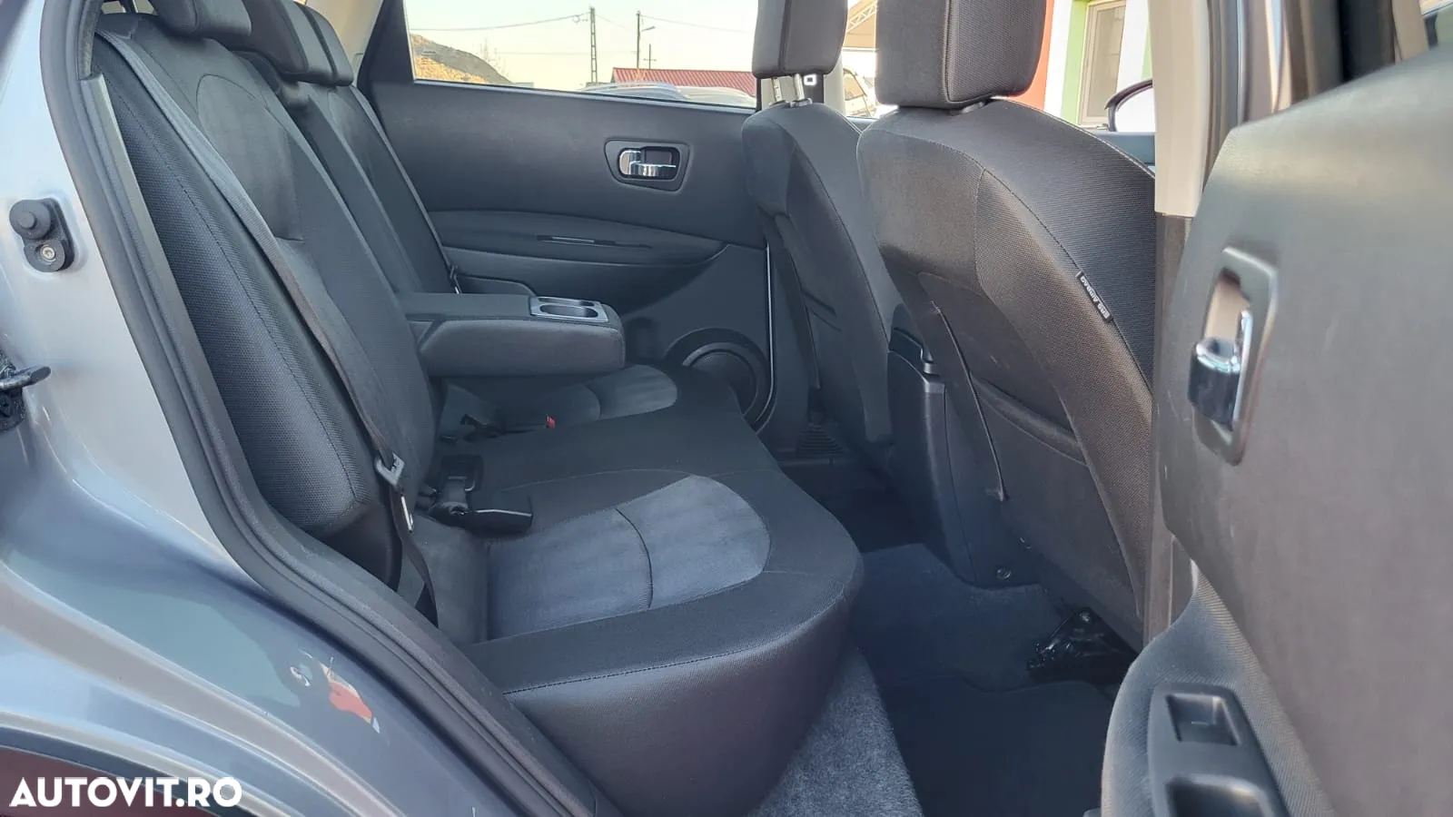 Nissan Qashqai 2.0 dCi DPF 4x4 acenta - 18