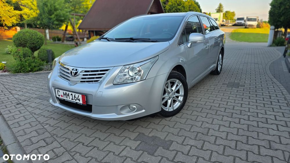 Toyota Avensis 1.8 Comfort - 2