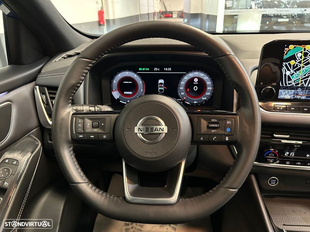 Nissan Qashqai 1.3 DIG-T Tekna SKY - 24