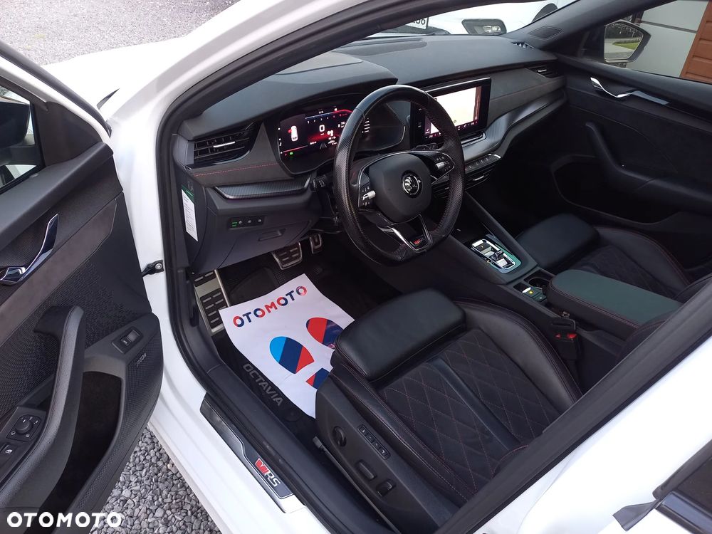 Skoda Octavia 2.0 TDI RS DSG - 20