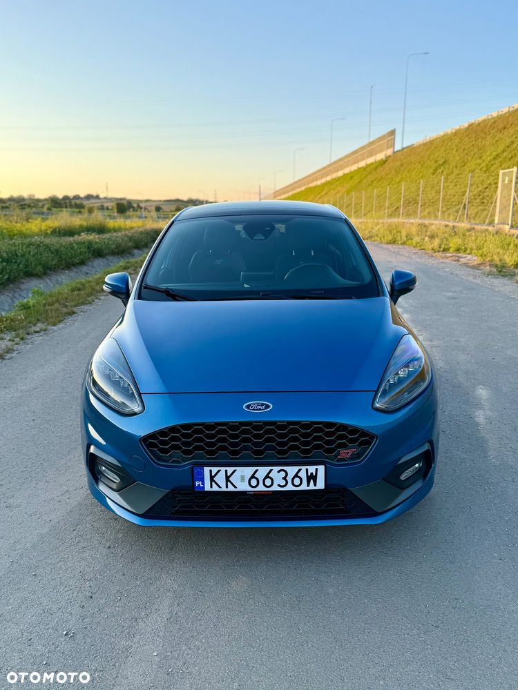 Ford Fiesta - 15