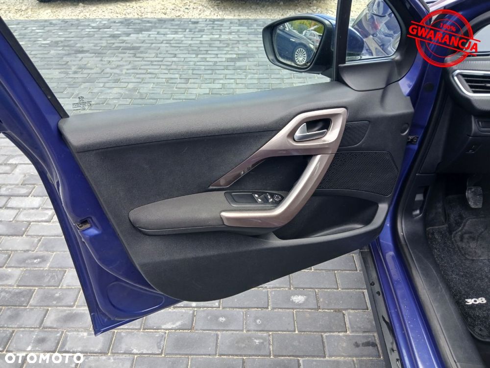 Peugeot 2008 - 30