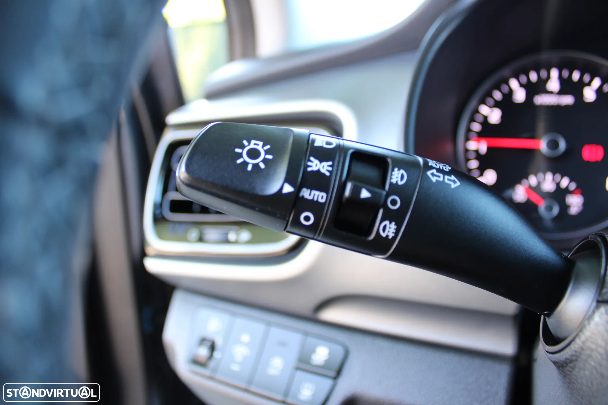 Kia Stonic 1.0 T-GDI Drive - 18