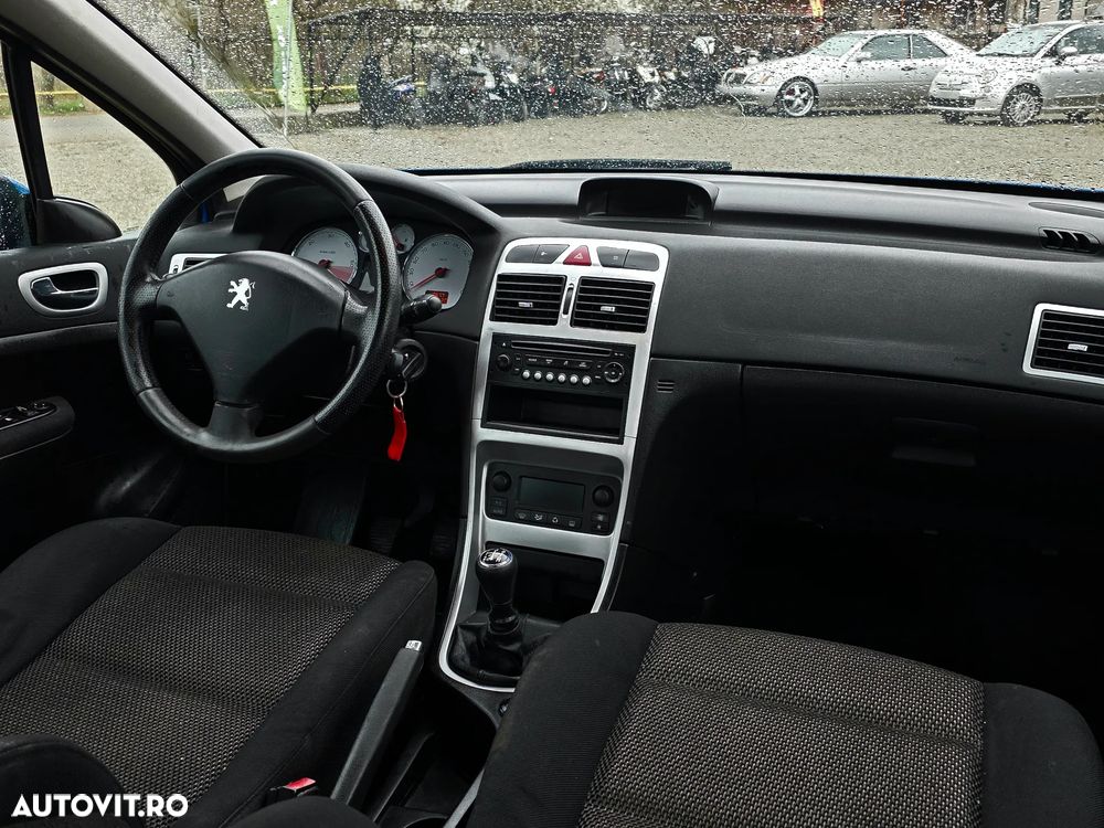 Peugeot 307 - 8