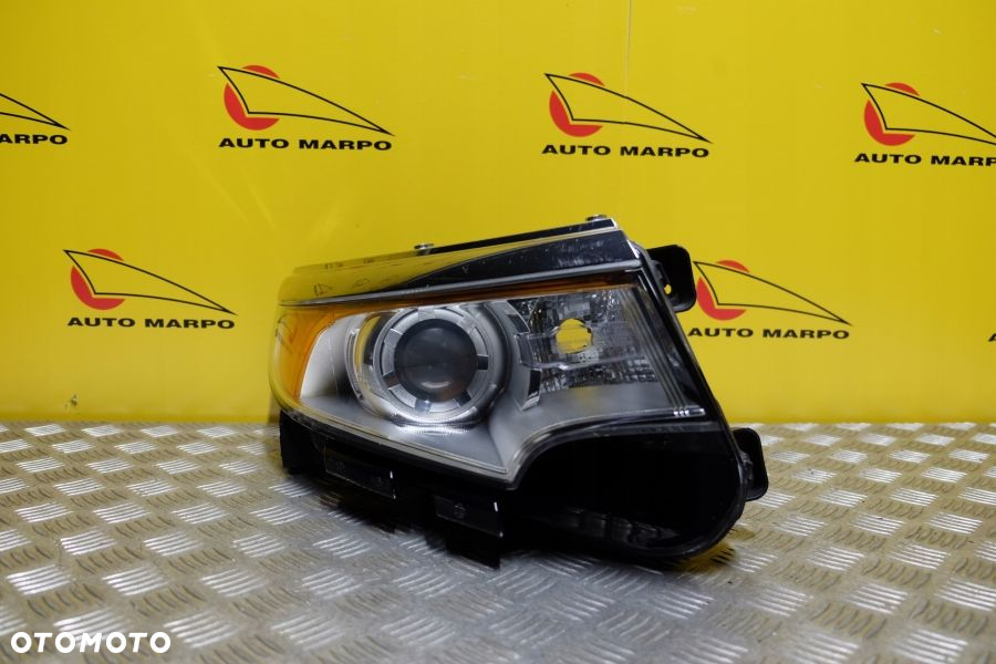 FORD EDGE 2010- REFLEKTOR LAMPA PRAWA XENON R USA - 4