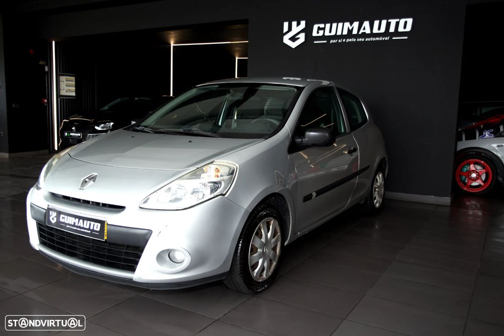 Renault Clio - 1