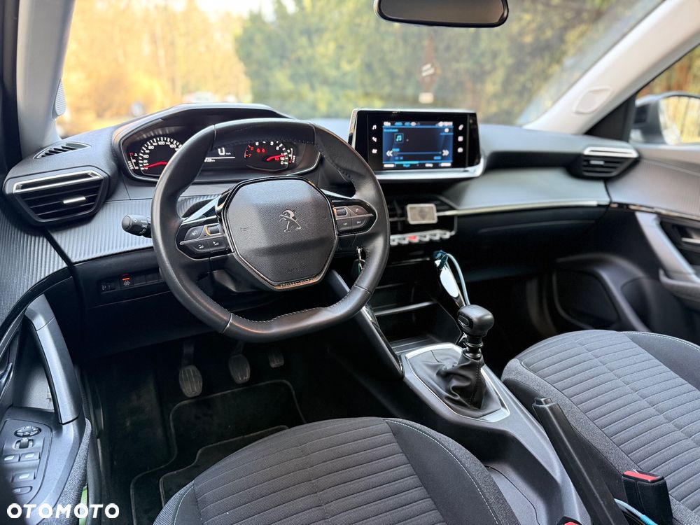 Peugeot 2008 PureTech 100 Style - 19