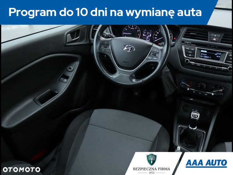 Hyundai i20 - 8