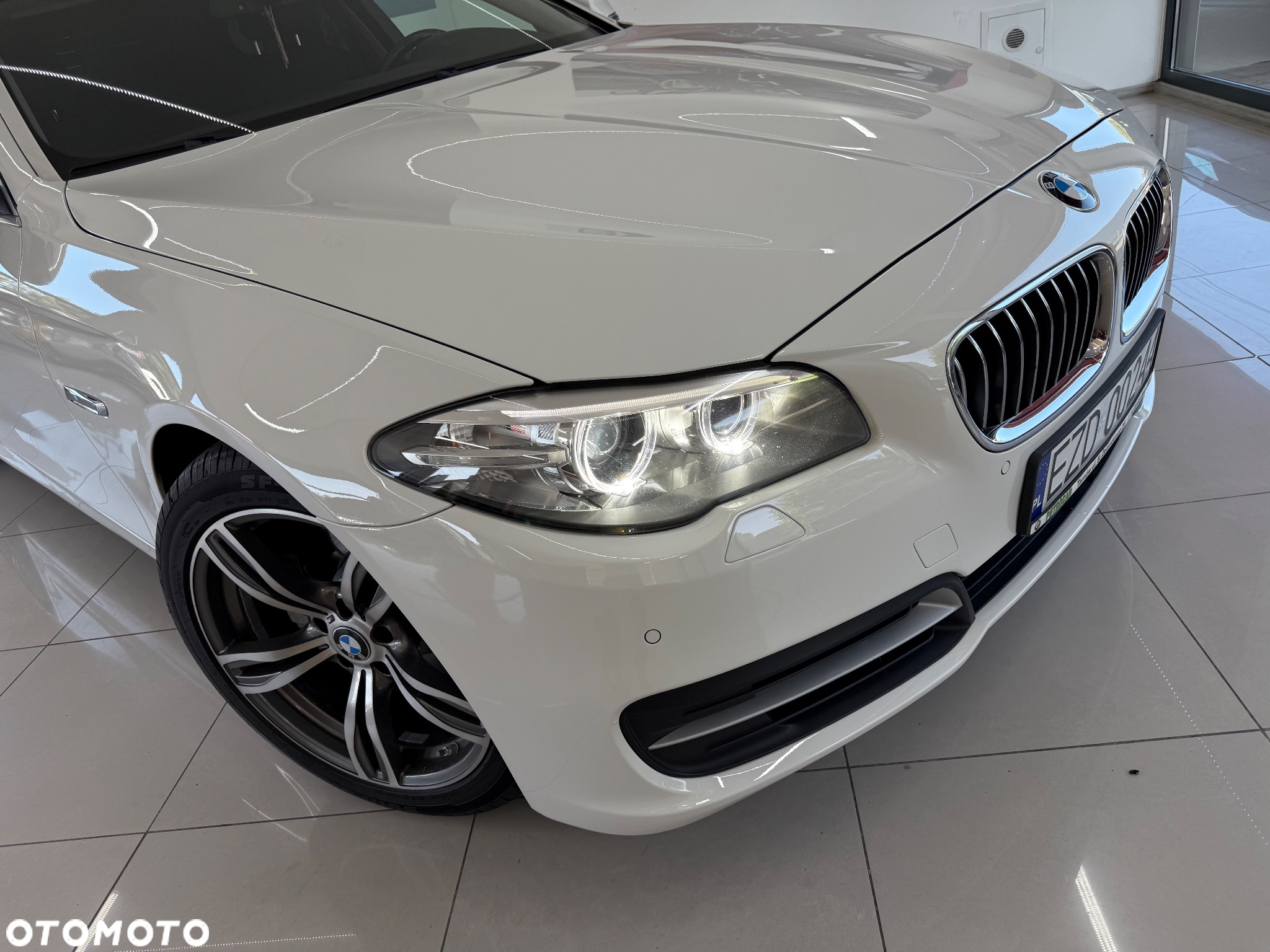 BMW Seria 5 520d - 40