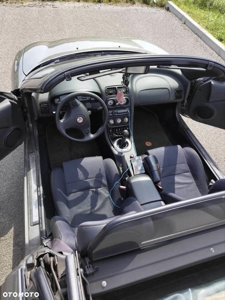 Rover MG - 8