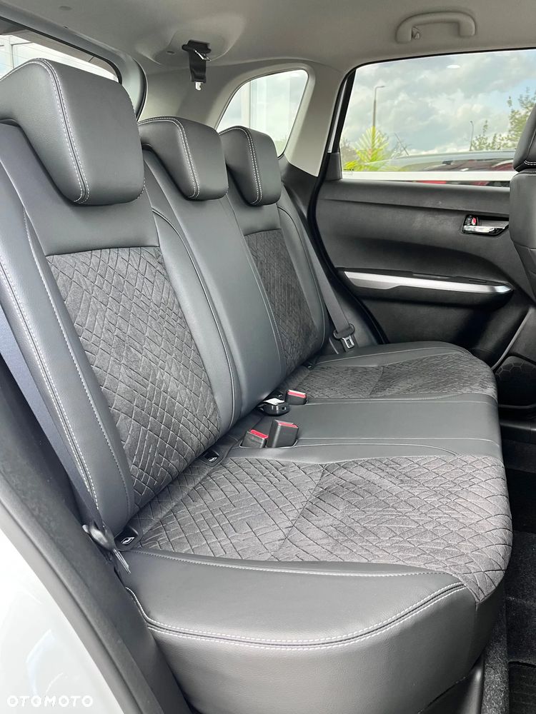 Suzuki Vitara ver-1-4-boosterjet-mhev-elegance-4wd - 23