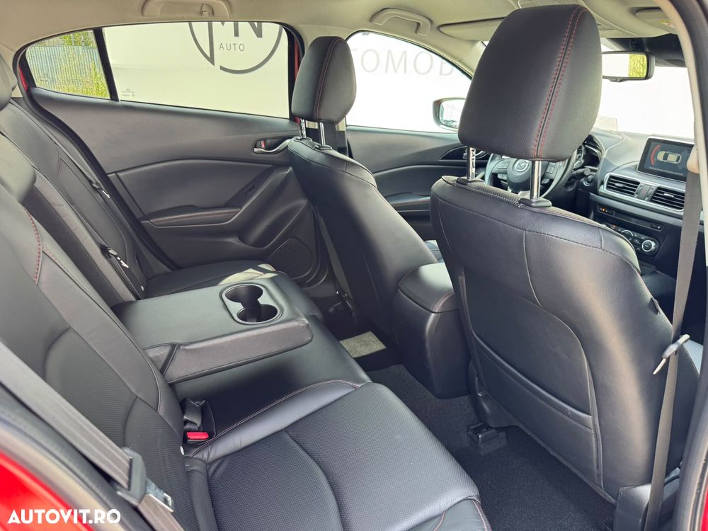Mazda 3 G120 Revolution Top - 12